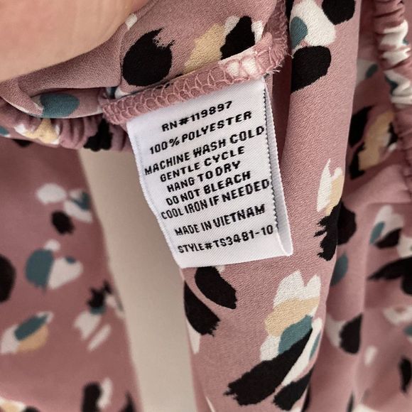 NWT. Collective Concepts Top - Picture 4 of 6